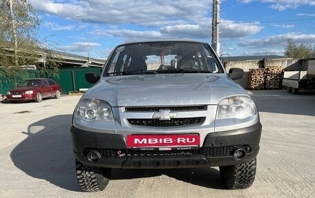 Chevrolet Niva I рестайлинг, 2011 год, 480 000 рублей, 2 фотография