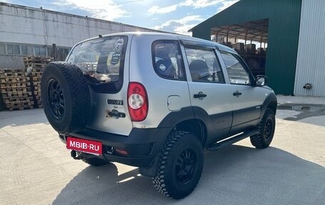 Chevrolet Niva I рестайлинг, 2011 год, 480 000 рублей, 4 фотография