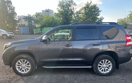 Toyota Land Cruiser Prado 150 рестайлинг 2, 2015 год, 3 650 000 рублей, 2 фотография