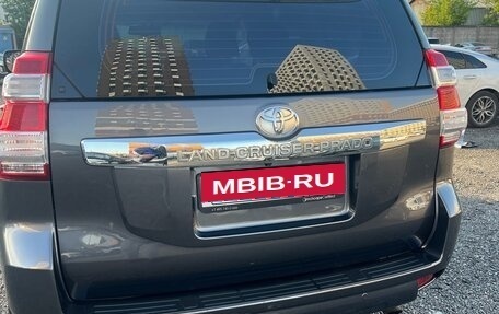 Toyota Land Cruiser Prado 150 рестайлинг 2, 2015 год, 3 650 000 рублей, 3 фотография