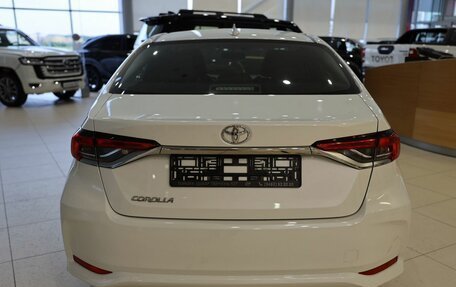Toyota Corolla, 2021 год, 2 000 000 рублей, 6 фотография
