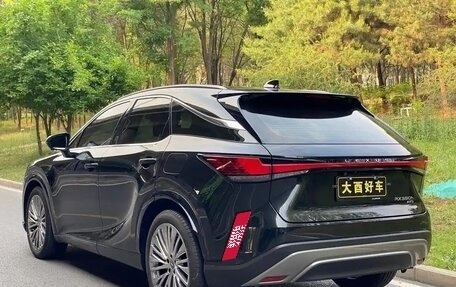 Lexus RX IV рестайлинг, 2023 год, 5 150 100 рублей, 4 фотография
