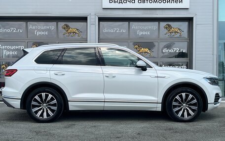 Volkswagen Touareg III, 2018 год, 4 650 000 рублей, 4 фотография