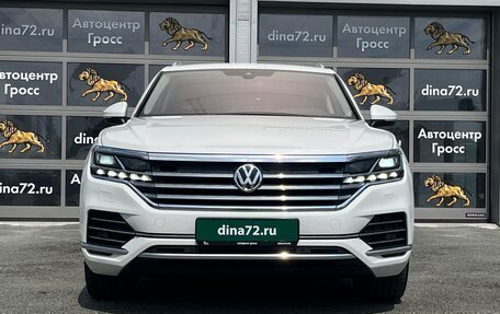 Volkswagen Touareg III, 2018 год, 4 650 000 рублей, 2 фотография