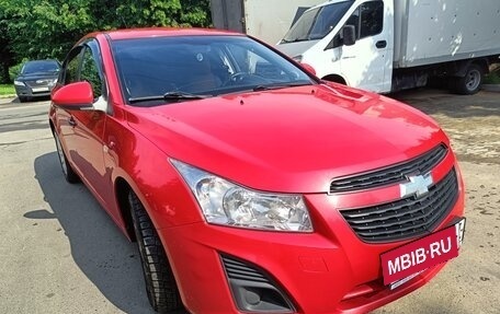 Chevrolet Cruze II, 2012 год, 800 000 рублей, 3 фотография