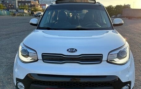 KIA Soul II рестайлинг, 2018 год, 1 600 000 рублей, 2 фотография