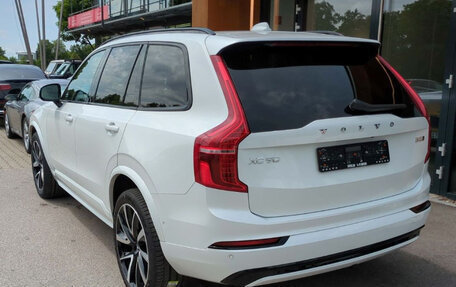 Volvo XC90 II рестайлинг, 2022 год, 4 670 000 рублей, 3 фотография