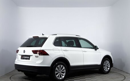 Volkswagen Tiguan II, 2017 год, 2 380 000 рублей, 5 фотография