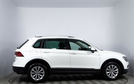Volkswagen Tiguan II, 2017 год, 2 380 000 рублей, 4 фотография