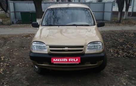 Chevrolet Niva I рестайлинг, 2006 год, 250 000 рублей, 2 фотография