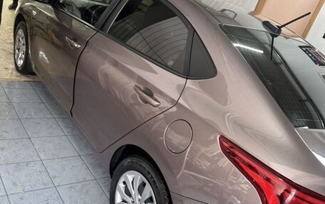 Hyundai Solaris II рестайлинг, 2019 год, 1 350 000 рублей, 2 фотография