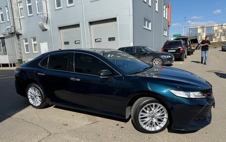 Toyota Camry, 2020 год, 3 050 000 рублей, 4 фотография