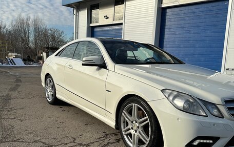 Mercedes-Benz E-Класс, 2010 год, 1 100 000 рублей, 3 фотография