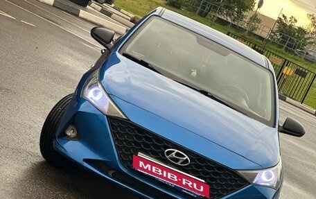 Hyundai Solaris II рестайлинг, 2020 год, 1 190 000 рублей, 2 фотография