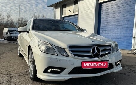 Mercedes-Benz E-Класс, 2010 год, 1 100 000 рублей, 2 фотография