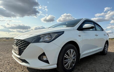 Hyundai Solaris II рестайлинг, 2020 год, 1 399 000 рублей, 4 фотография