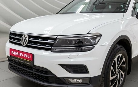 Volkswagen Tiguan II, 2018 год, 3 198 000 рублей, 10 фотография