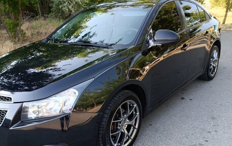Chevrolet Cruze II, 2011 год, 750 000 рублей, 4 фотография
