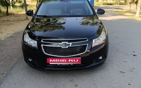 Chevrolet Cruze II, 2011 год, 750 000 рублей, 2 фотография