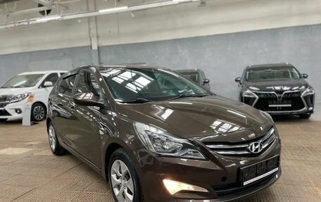 Hyundai Solaris II рестайлинг, 2014 год, 690 000 рублей, 3 фотография
