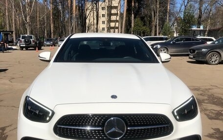 Mercedes-Benz E-Класс, 2021 год, 5 618 000 рублей, 2 фотография