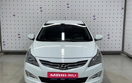 Hyundai Solaris II рестайлинг, 2015 год, 895 000 рублей, 2 фотография