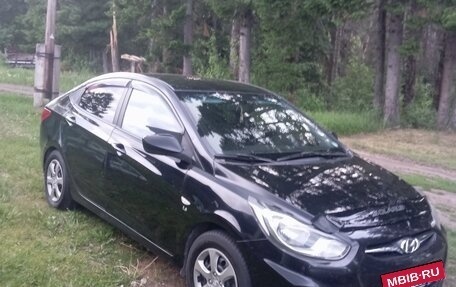 Hyundai Solaris II рестайлинг, 2012 год, 690 000 рублей, 2 фотография