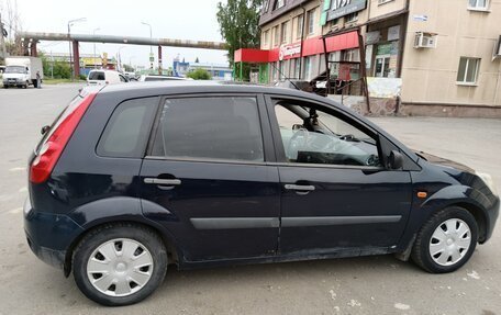 Ford Fiesta, 2006 год, 450 000 рублей, 2 фотография