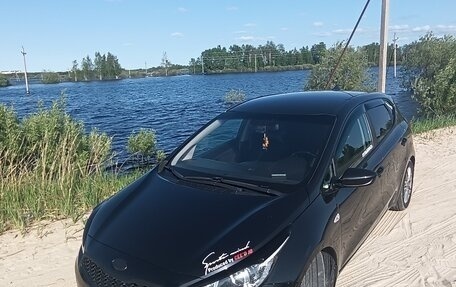 KIA cee'd III, 2016 год, 1 350 000 рублей, 2 фотография