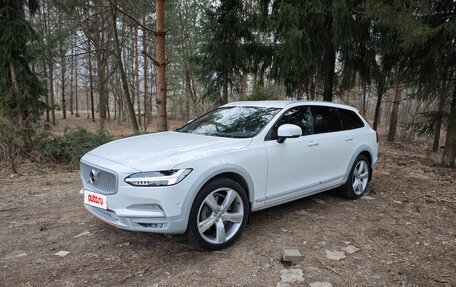 Volvo V90 Cross Country I рестайлинг, 2019 год, 4 440 000 рублей, 4 фотография