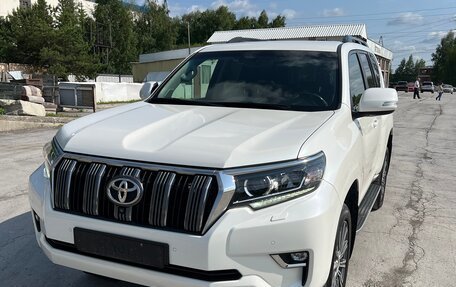 Toyota Land Cruiser Prado 150 рестайлинг 2, 2017 год, 4 900 000 рублей, 3 фотография
