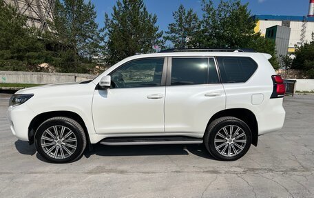 Toyota Land Cruiser Prado 150 рестайлинг 2, 2017 год, 4 900 000 рублей, 6 фотография