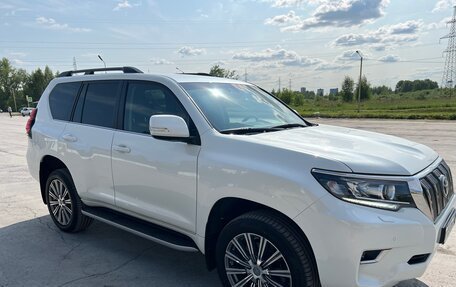Toyota Land Cruiser Prado 150 рестайлинг 2, 2017 год, 4 900 000 рублей, 4 фотография