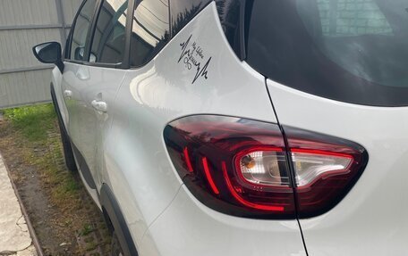Renault Kaptur I рестайлинг, 2017 год, 1 400 000 рублей, 5 фотография