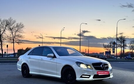 Mercedes-Benz E-Класс, 2011 год, 1 360 000 рублей, 5 фотография