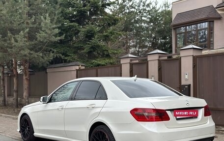 Mercedes-Benz E-Класс, 2011 год, 1 360 000 рублей, 7 фотография