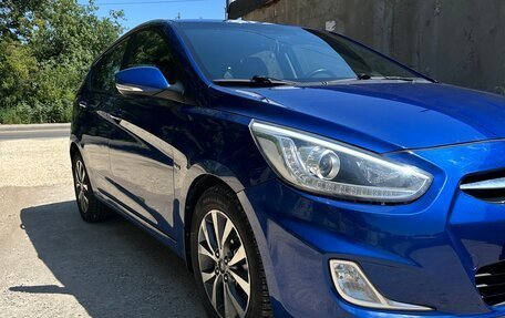 Hyundai Solaris II рестайлинг, 2013 год, 1 170 000 рублей, 2 фотография