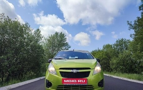 Chevrolet Spark III, 2011 год, 490 000 рублей, 3 фотография