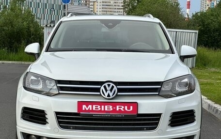 Volkswagen Touareg III, 2013 год, 2 500 000 рублей, 2 фотография