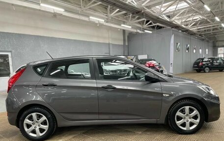 Hyundai Solaris II рестайлинг, 2011 год, 690 000 рублей, 4 фотография