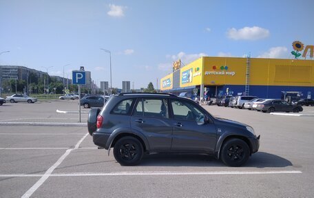 Toyota RAV4, 2004 год, 950 000 рублей, 8 фотография