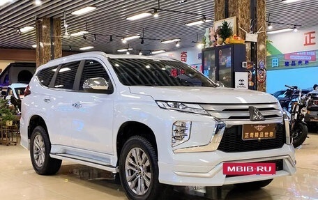 Mitsubishi Pajero Sport III рестайлинг, 2020 год, 3 660 999 рублей, 3 фотография
