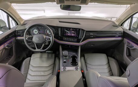 Volkswagen Touareg III, 2022 год, 7 900 000 рублей, 5 фотография