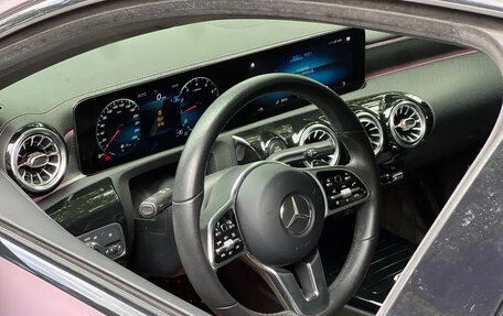 Mercedes-Benz A-Класс, 2021 год, 1 650 000 рублей, 8 фотография