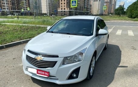 Chevrolet Cruze II, 2014 год, 950 000 рублей, 3 фотография