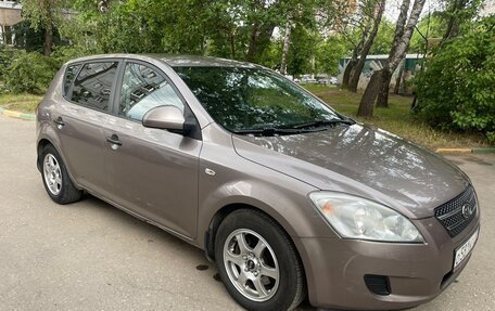 KIA cee'd I рестайлинг, 2008 год, 450 000 рублей, 3 фотография