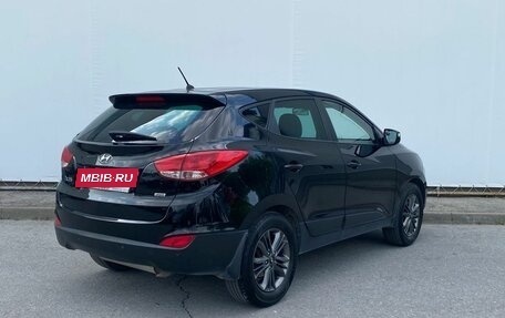 Hyundai ix35 I рестайлинг, 2014 год, 1 350 000 рублей, 2 фотография