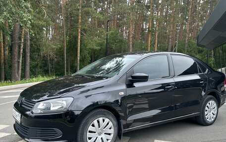Volkswagen Polo VI (EU Market), 2014 год, 890 000 рублей, 3 фотография