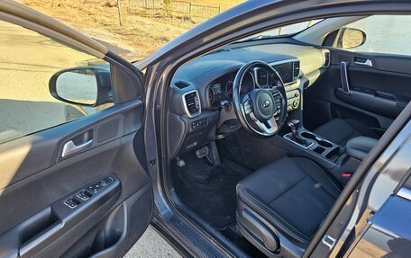 KIA Sportage IV рестайлинг, 2021 год, 1 950 000 рублей, 7 фотография