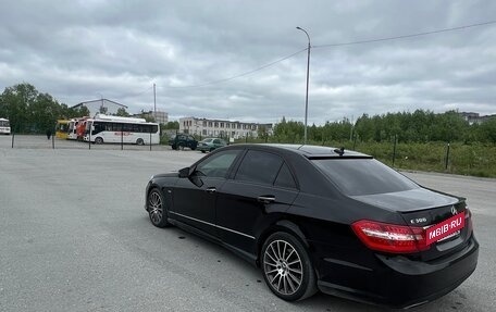Mercedes-Benz E-Класс, 2012 год, 1 950 000 рублей, 2 фотография
